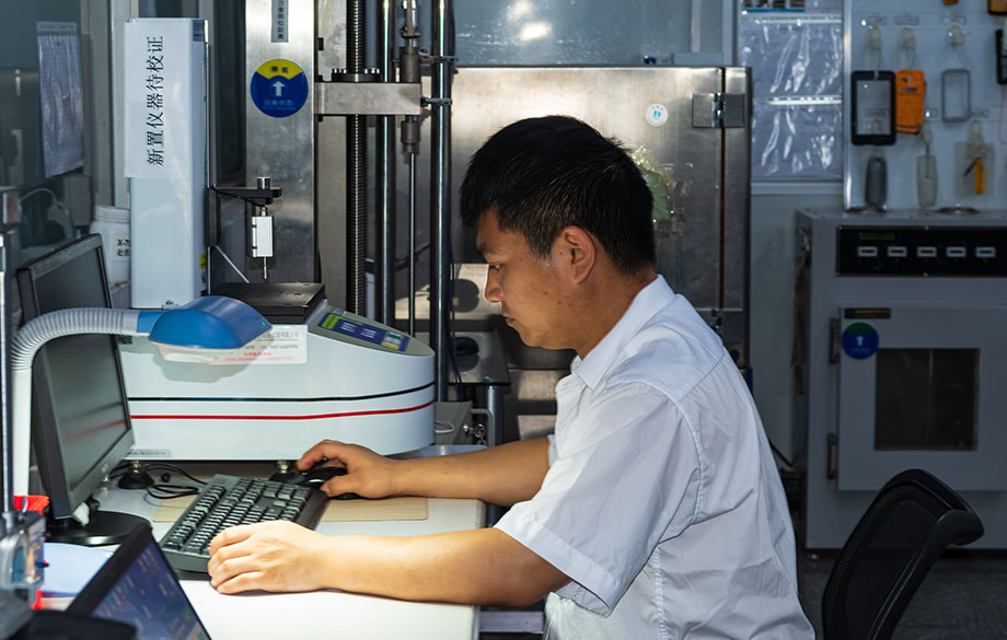 Liquid silica gel laboratory